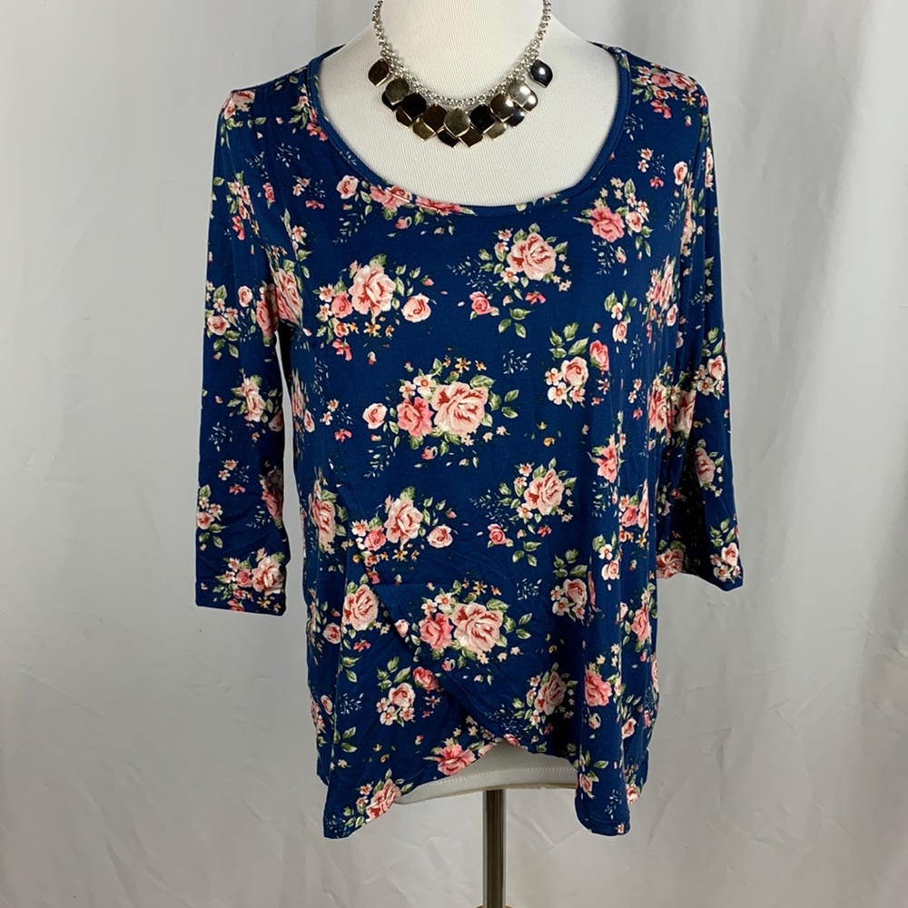 NWT Doubleju 3/4 Sleeve Scoop Neck Split Front Tunic Top